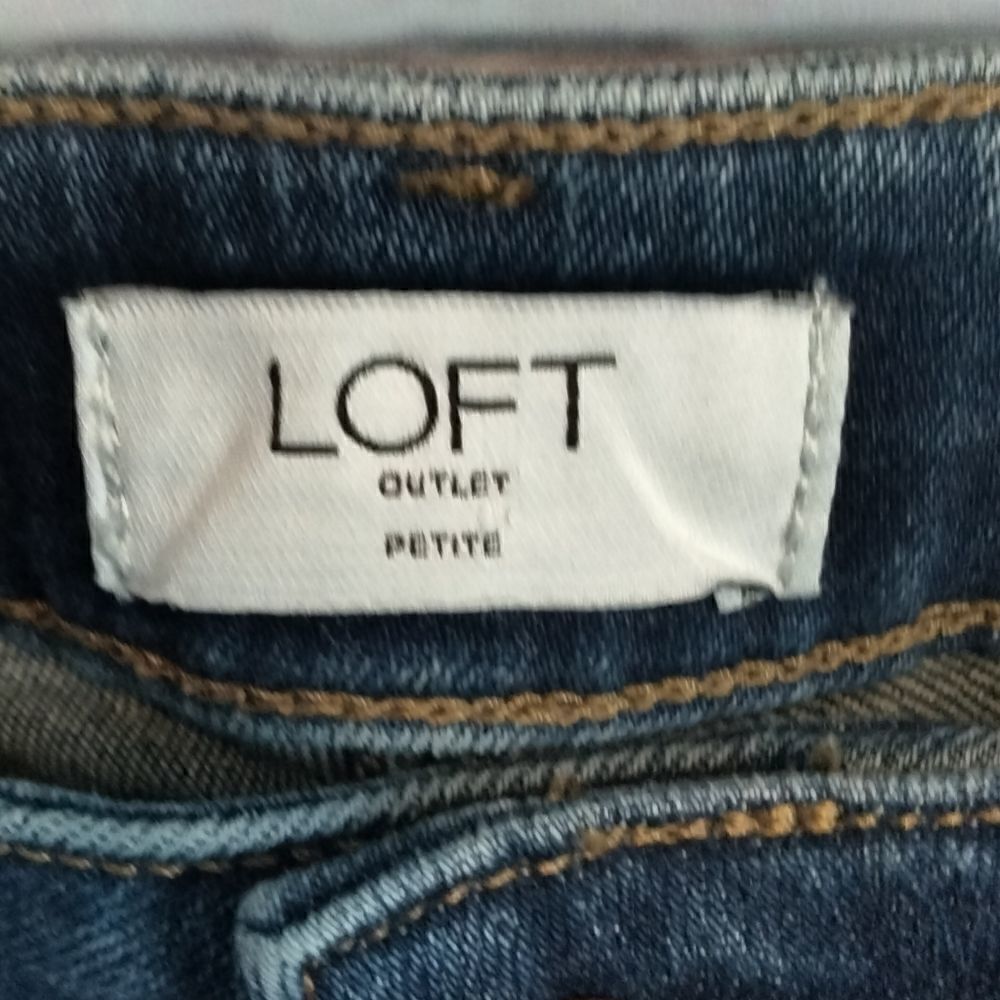 "Loft" woman's jeans 👖  - Picture 5 of 9